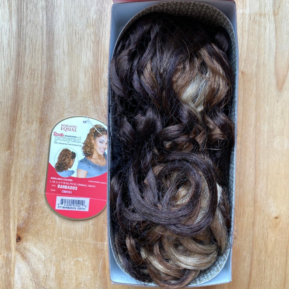 #95 MODEL MODEL BEACH DRAWSTRING PONYTAIL